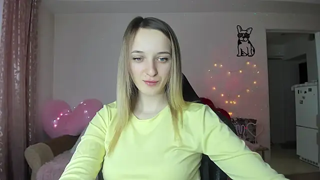 Snapshot of RouseReed chatting on 02.18.26 RouseReed online show from 02.18.26