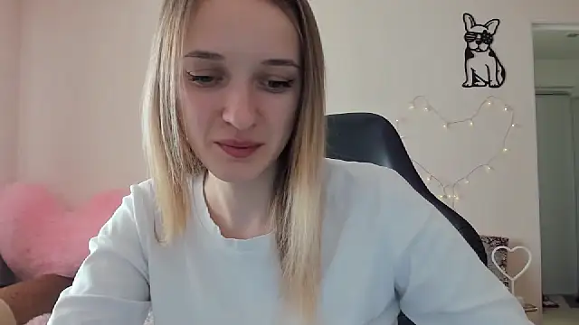 Snapshot of RouseReed chatting on 02.21.26 RouseReed online show from 02.21.26