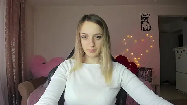 Snapshot of RouseReed chatting on 02.25.26 RouseReed online show from 02.25.26