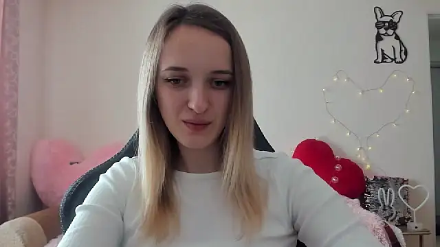 Snapshot of RouseReed chatting on 03.01.26 RouseReed online show from 03.01.26