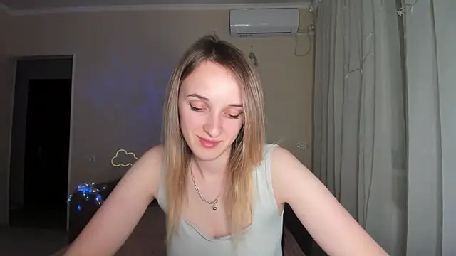 Snapshot of RouseReed chatting on 03.14.26 RouseReed online show from 03.14.26