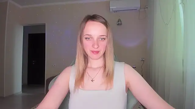 Snapshot of RouseReed chatting on 03.24.26 RouseReed online show from 03.24.26