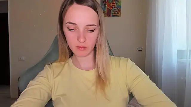 Snapshot of RouseReed chatting on 04.15.26 RouseReed online show from 04.15.26