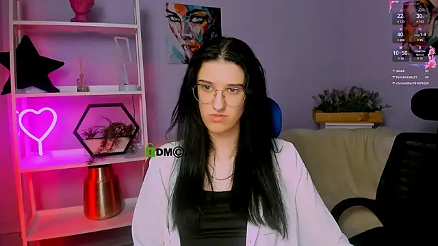 scarlet mooore online show from 03.10.25