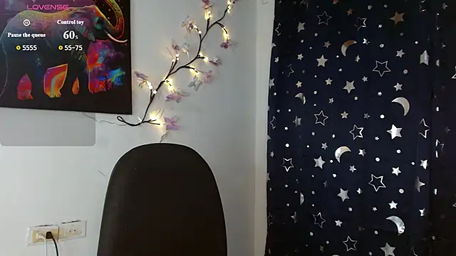 Snapshot of _serendepia_ chatting on 11.03.25 serendepia online show from 11.03.25