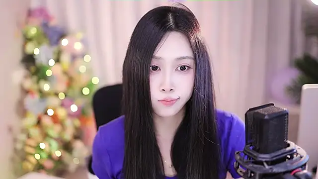 Snapshot of SleepArtist chatting on 01.20.25 SleepArtist online show from 01.20.25