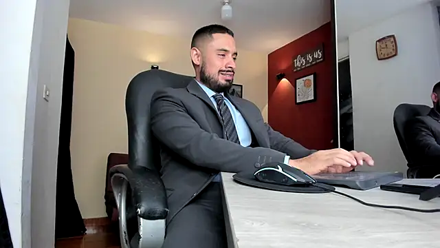 Snapshot of thesexlawyer1 chatting on 05.16.26 thesexlawyer1 online show from 05.16.26