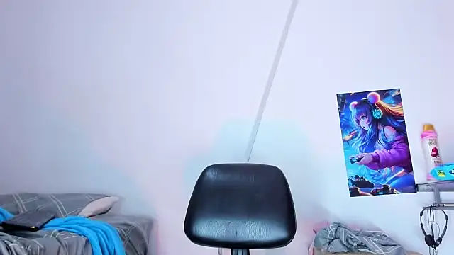 Emily Coper18 online show from 03.03.25