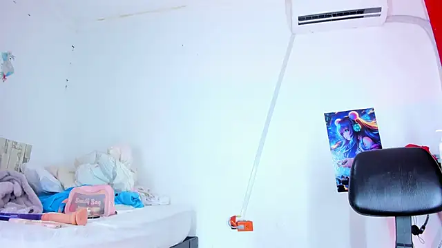 Emily Coper18 online show from 03.10.25