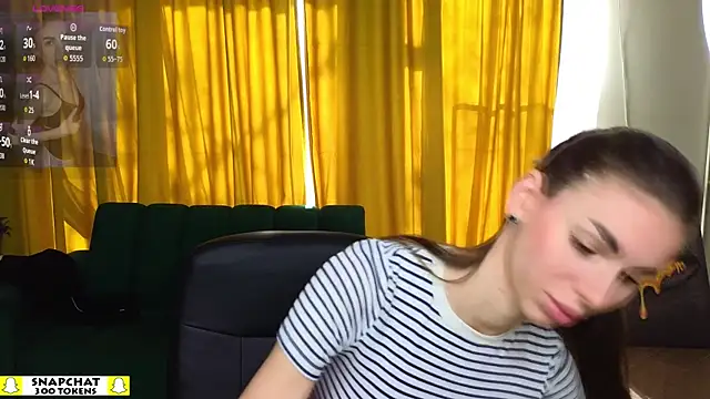 EmmyGreans online show from 04.14.26