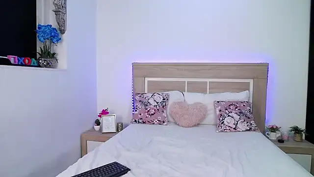 AylinRoss online show from 01.14.26