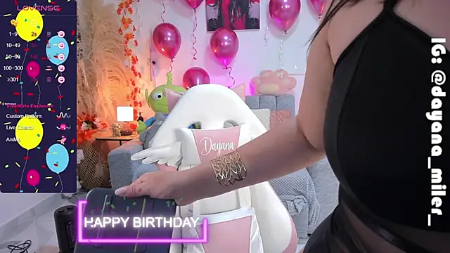 Snapshot of _dayana_miler chatting on 01.08.25 dayana miler online show from 01.08.25