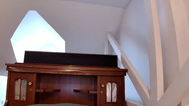 sun place online show from 12.03.25