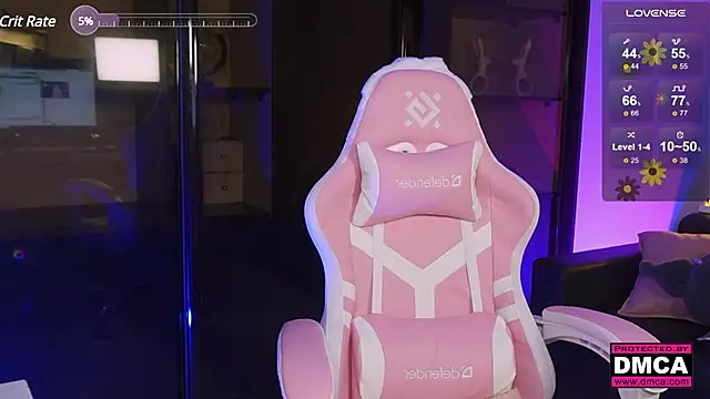 Snapshot of Triss_Moon chatting on 02.28.25 Triss Moon online show from 02.28.25