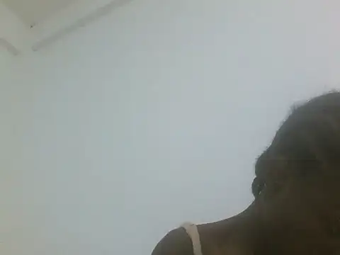 Snapshot of hey_its_andreana chatting on 05.11.26 hey its andreana online show from 05.11.26