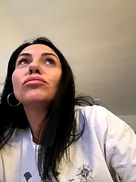 KimKelly13 online show from 10.13.25