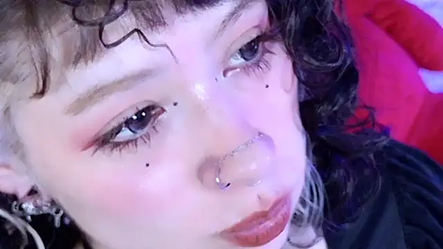 Snapshot of zephirahabney chatting on 02.19.26 zephirahabney online show from 02.19.26