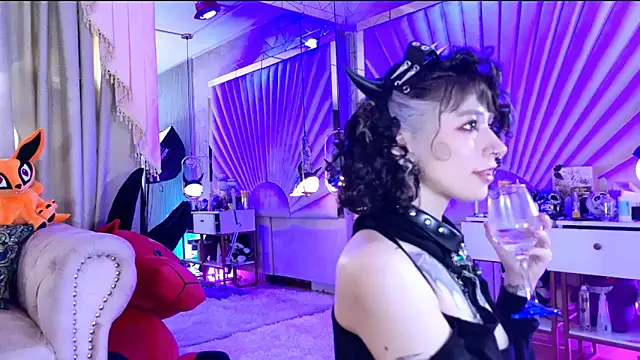 Snapshot of zephirahabney chatting on 02.23.26 zephirahabney online show from 02.23.26