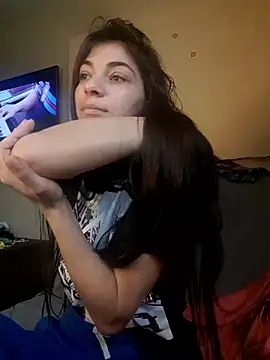 Snapshot of AntoniaHottie chatting on 01.25.25 AntoniaHottie online show from 01.25.25