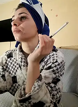 Snapshot of AntoniaHottie chatting on 02.19.25 AntoniaHottie online show from 02.19.25