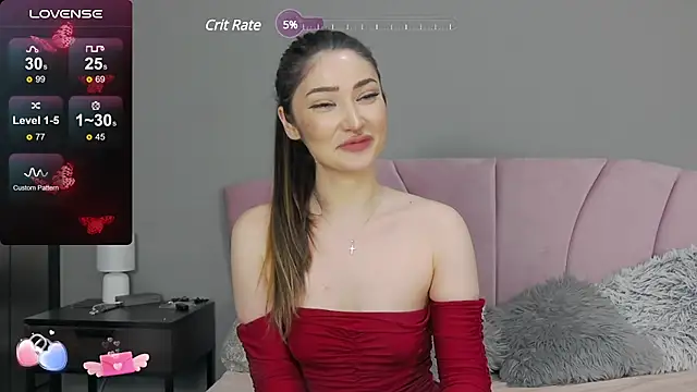 Snapshot of Mayleen_x chatting on 12.18.24 Mayleen x online show from 12.18.24