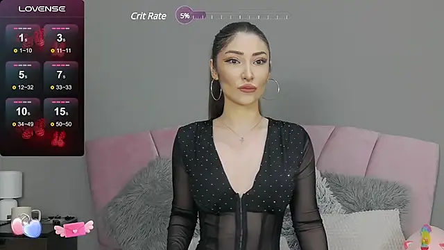 Snapshot of Mayleen_x chatting on 12.18.24 Mayleen x online show from 12.18.24