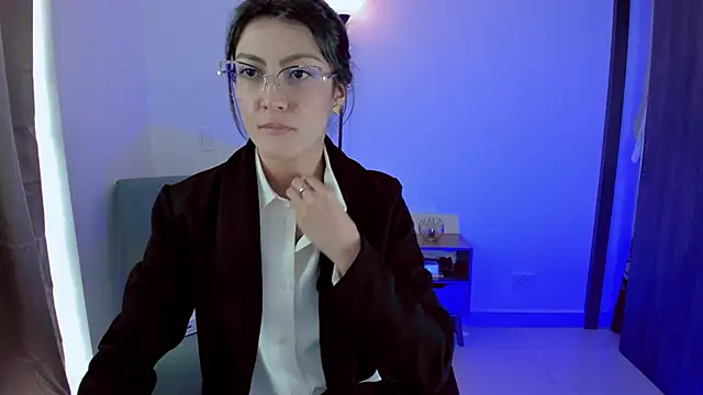 Lilabril online show from 01.30.25