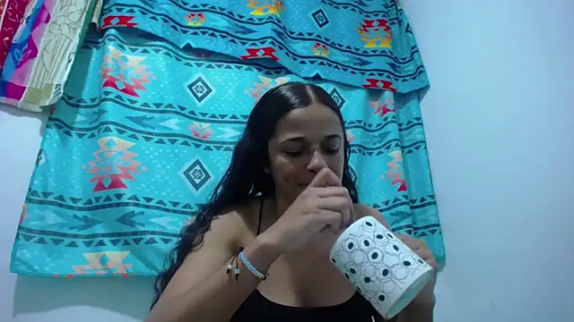 GiveLove1 online show from 01.14.25