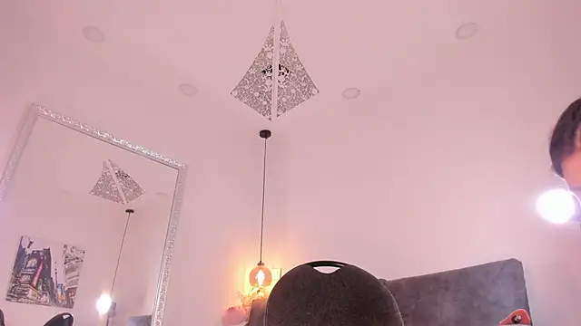 Isabella francoo online show from 09.21.25