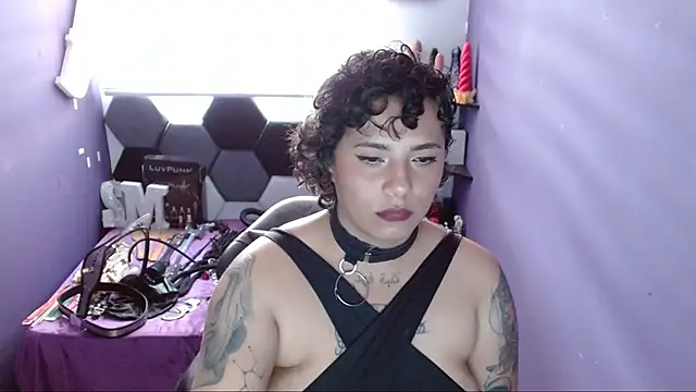 Alexa Slavehot777 online show from 01.26.25