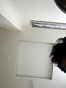 Snapshot of HeftyTheory7 chatting on 01.05.26 HeftyTheory7 online show from 01.05.26