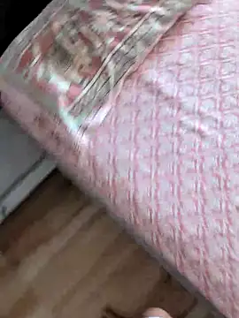 HeftyTheory7 online show from 04.29.26