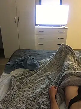 Snapshot of WreckedCrop chatting on 01.09.25 WreckedCrop online show from 01.09.25