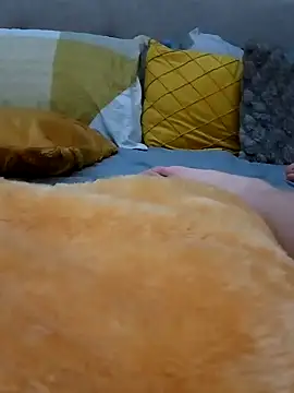 Snapshot of WreckedCrop chatting on 03.09.25 WreckedCrop online show from 03.09.25