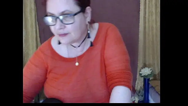 Snapshot of PlayfullMature chatting on 03.12.26 PlayfullMature online show from 03.12.26