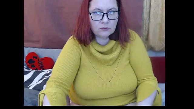 Snapshot of PlayfullMature chatting on 04.12.26 PlayfullMature online show from 04.12.26