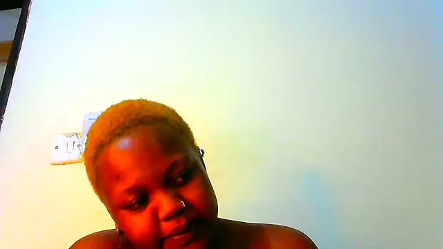 queennapal online show from 11.13.25