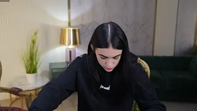 Snapshot of Tina_Breeze chatting on 03.20.25 Tina Breeze online show from 03.20.25