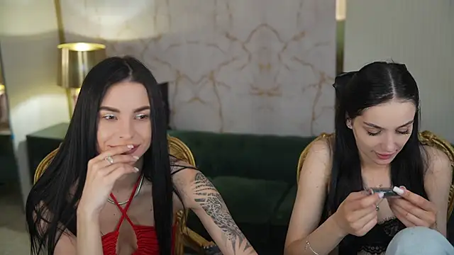 Tina Breeze online show from 05.27.26