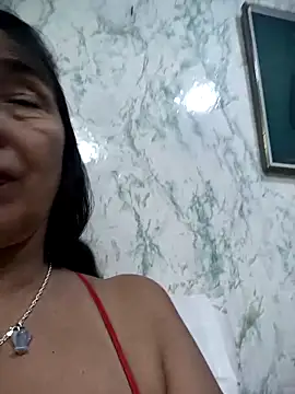 Snapshot of biancchi chatting on 06.17.26 biancchi online show from 06.17.26