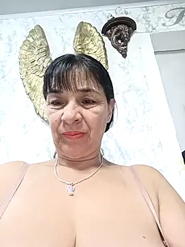 Snapshot of biancchi chatting on 07.06.26 biancchi online show from 07.06.26