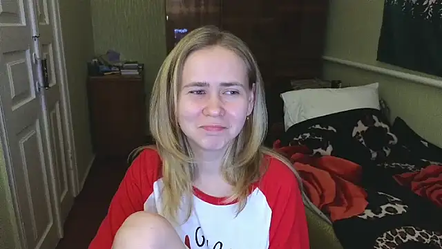 Riley Roo online show from 12.07.24