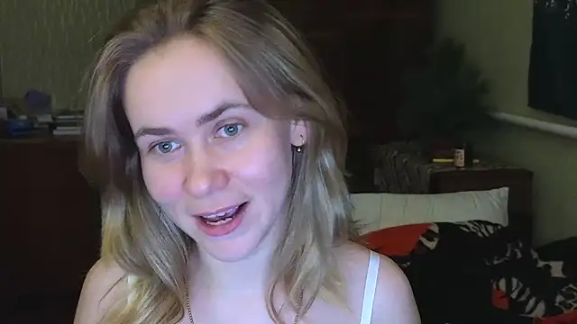 Riley Roo online show from 12.15.24