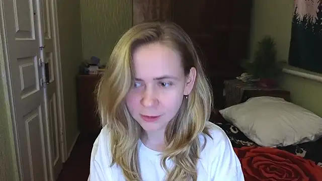 Riley Roo online show from 12.27.24