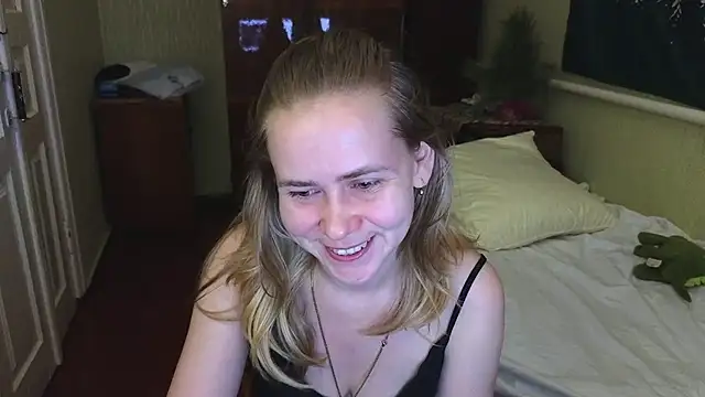 Riley Roo online show from 01.02.25