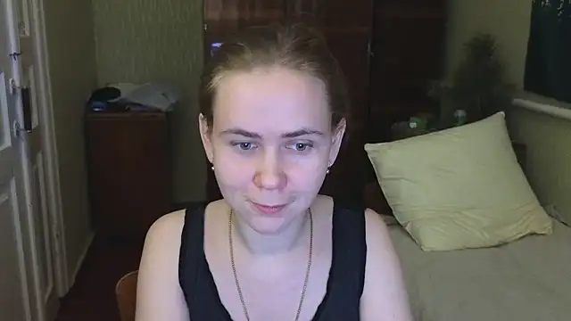 Riley Roo online show from 01.06.25