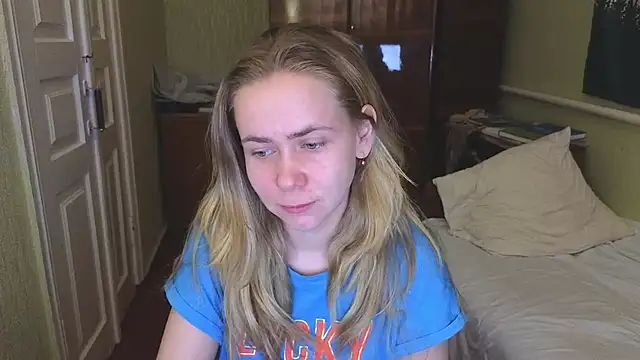 Riley Roo online show from 02.28.25