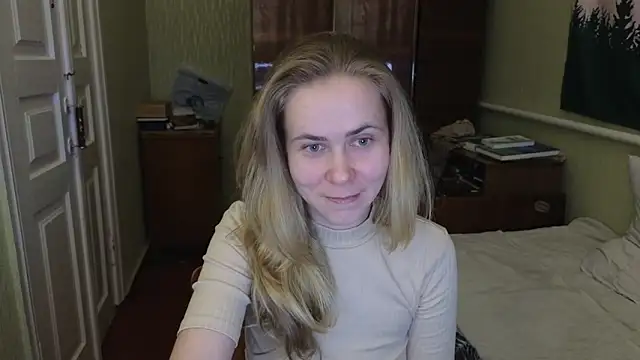 Riley Roo online show from 03.14.25