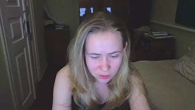 Riley Roo online show from 03.20.25