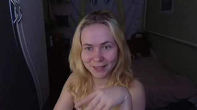 Riley Roo online show from 03.11.26